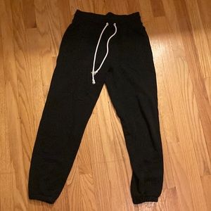 Black joggers / Sweats